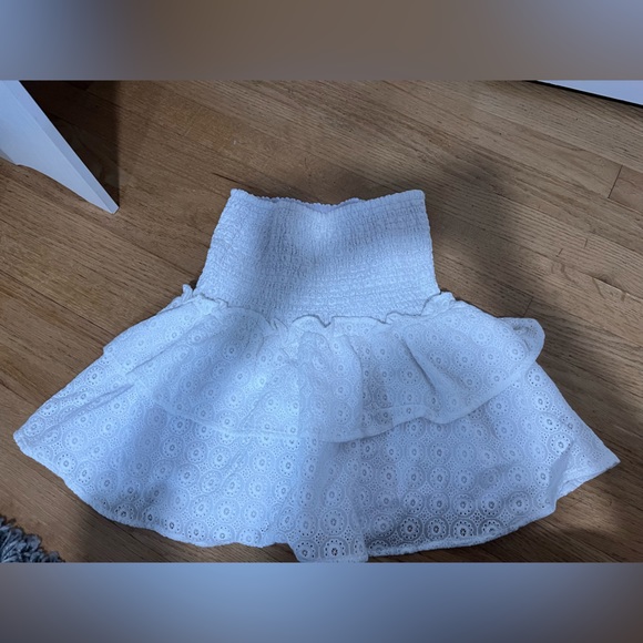 White Sunday’s soho everleigh skirt size Small - Picture 6 of 6